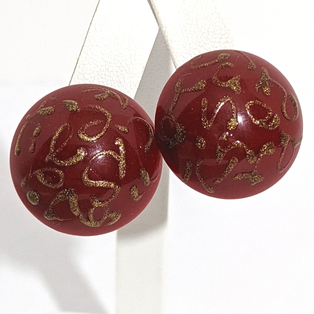 Vintage Red & Sparkly Gold Swirl Clip Earrings